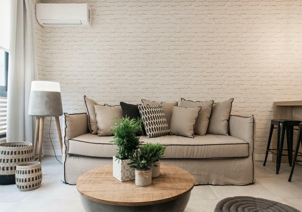 Designer Apartment - Stroll To The Acropolis Athens Exterior photo